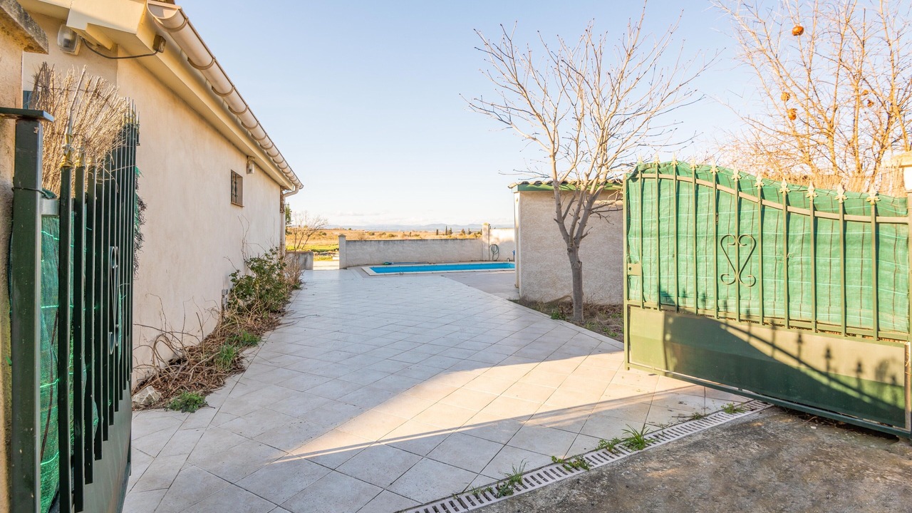 Photo of Outdoor in Ouveillan