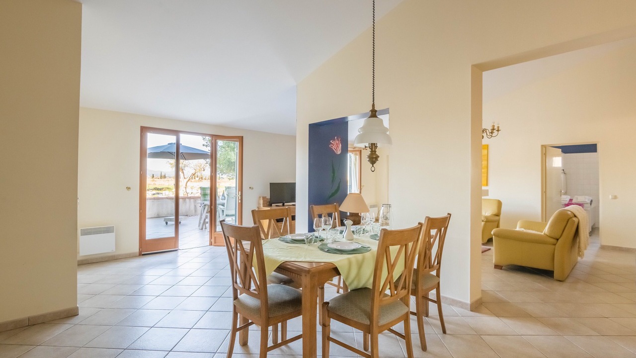 Photo of Others in Ouveillan