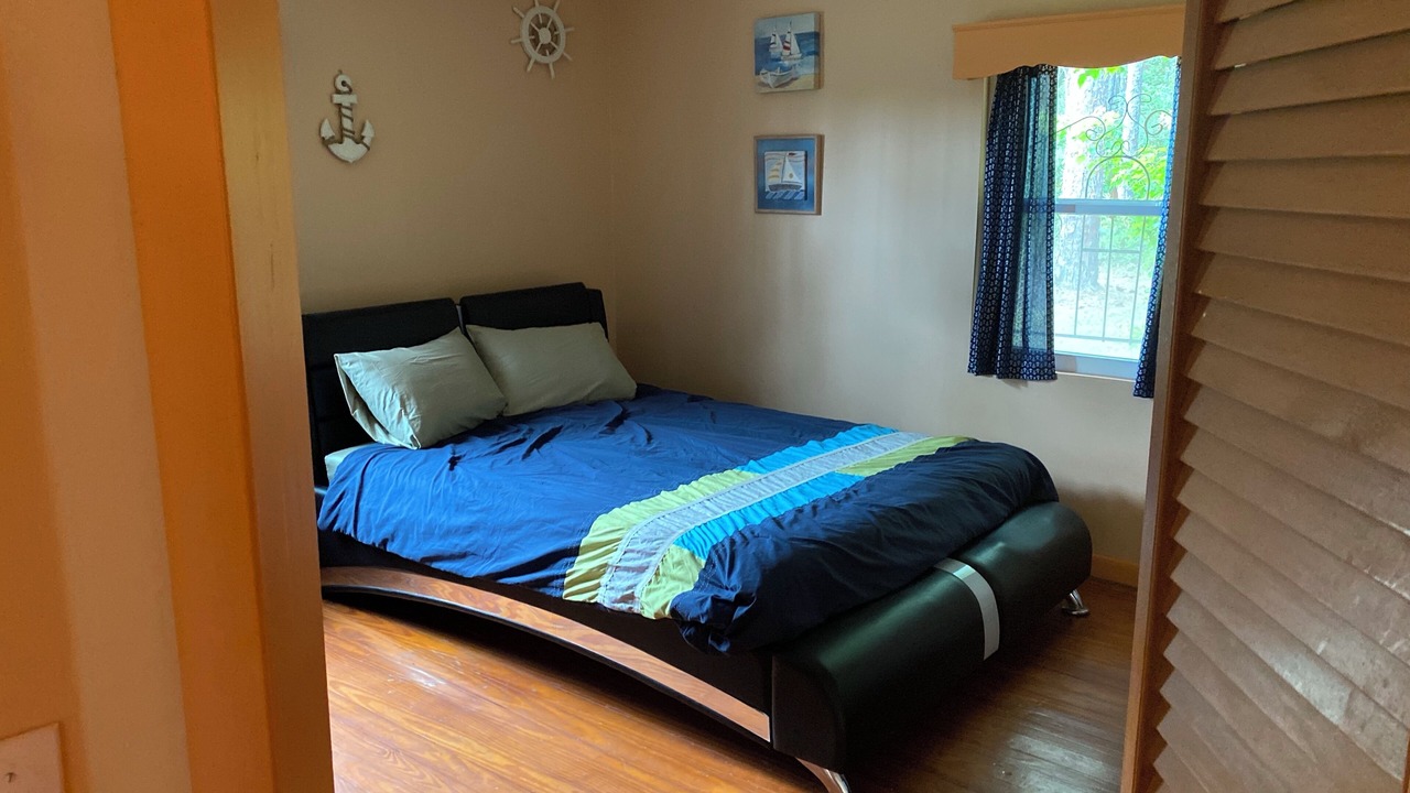 Photo of Bedroom in Carrabelle