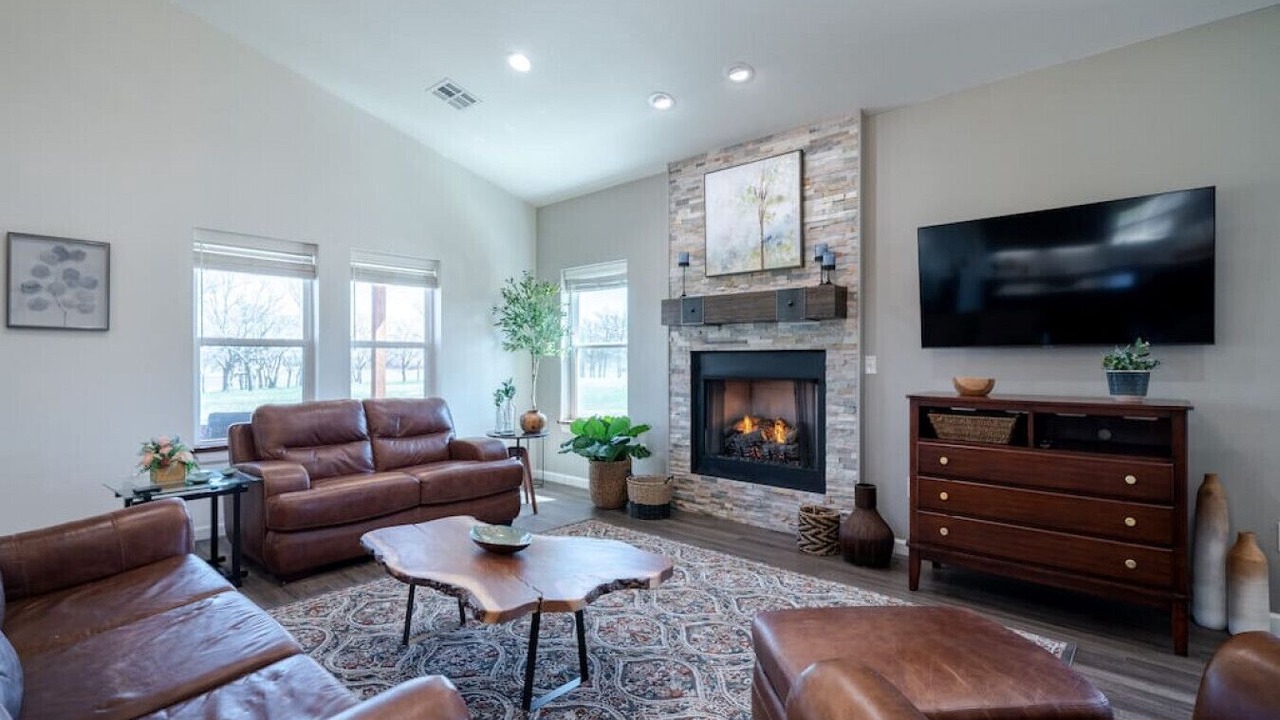 Photo of Livingroom in Garvin County