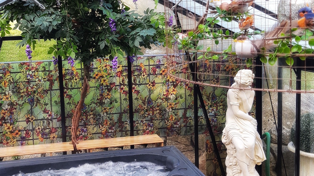 Photo of Outdoor in Trevron