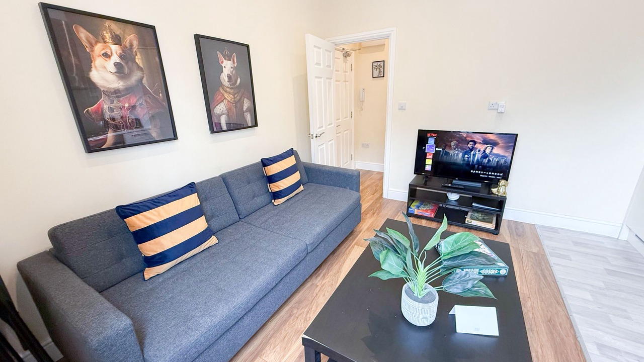 Photo of Livingroom in Addison