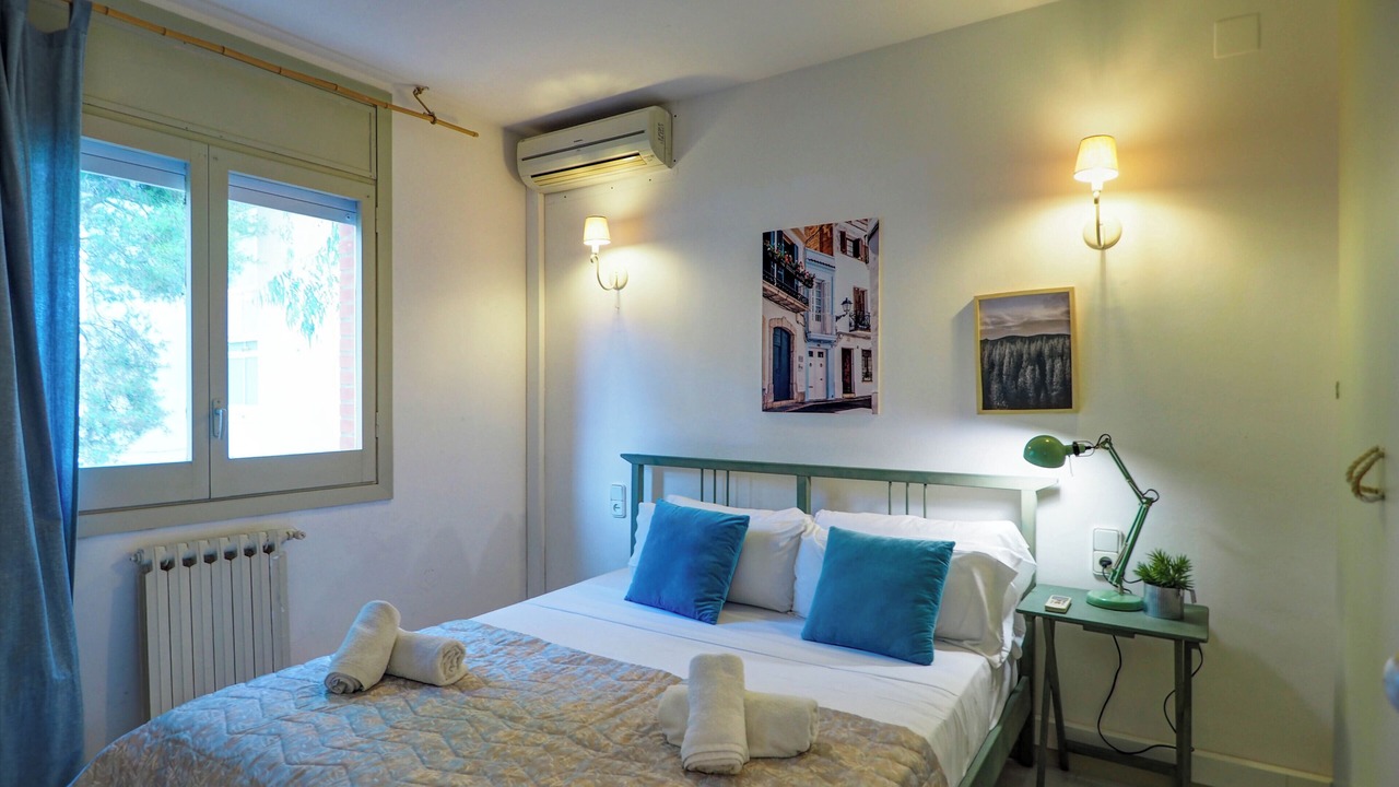 Photo of Bedroom in Passeig Maritim