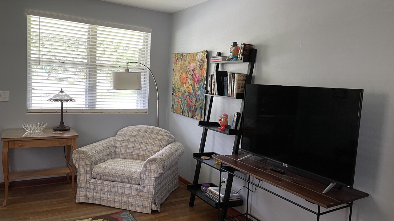 Photo of Livingroom in Jacksonville