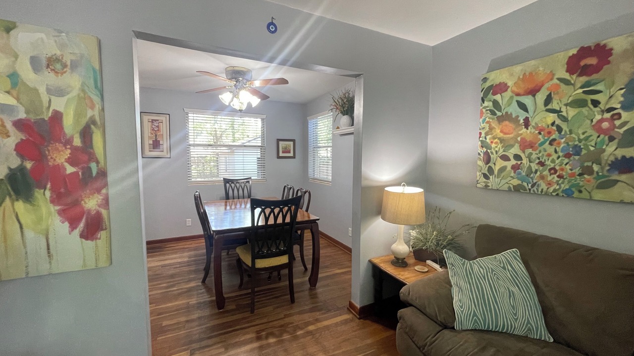 Photo of Livingroom in Jacksonville