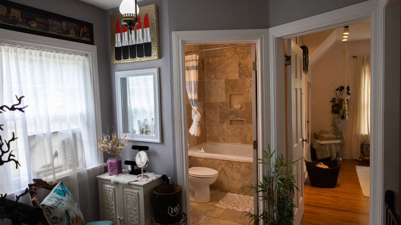 Photo of Bedroom in Cabool