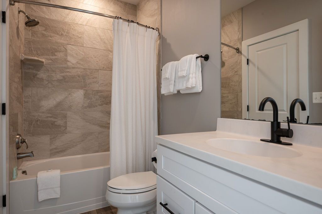 Photo of Bathroom in Batesville