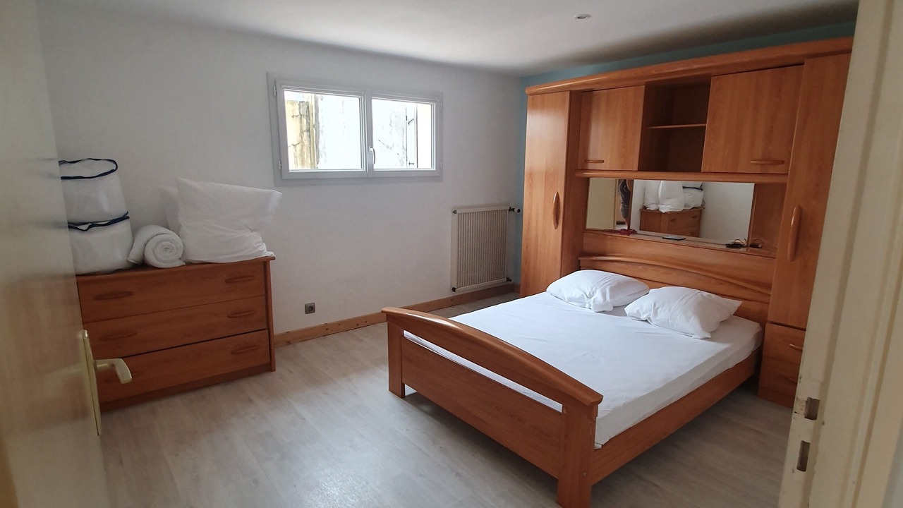 Photo of Bedroom in Brem Sur Mer