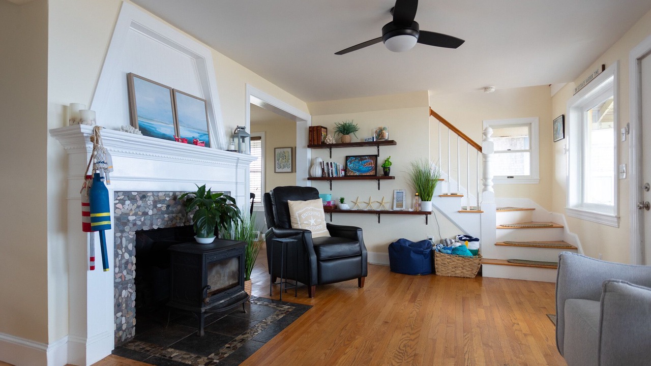 Photo of Livingroom in Scituate