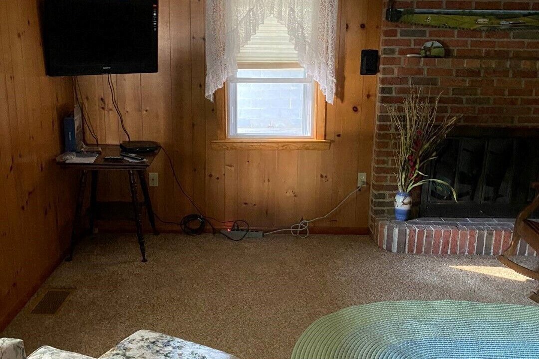 Photo of Livingroom in Edinburg