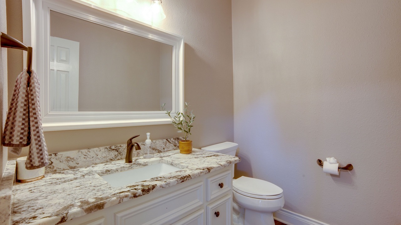 Photo of Bathroom in Walden on Lake Conroe