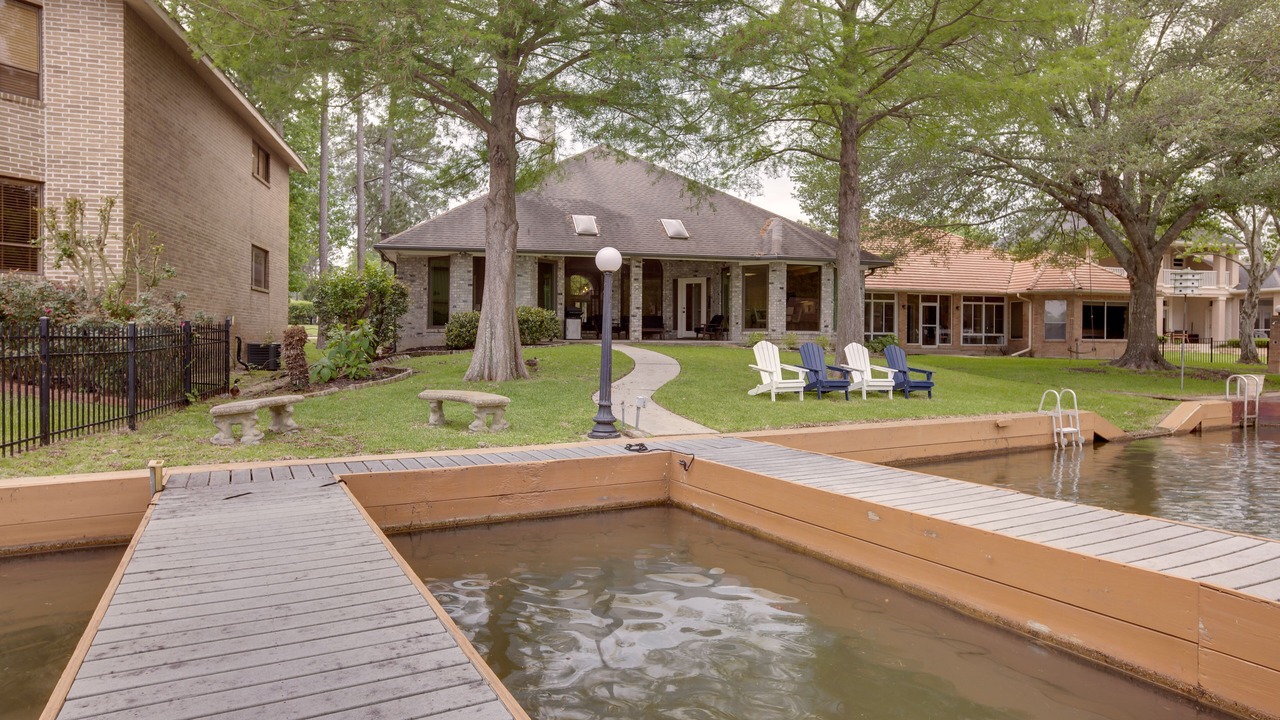 Photo of Patio Balcony in Walden on Lake Conroe