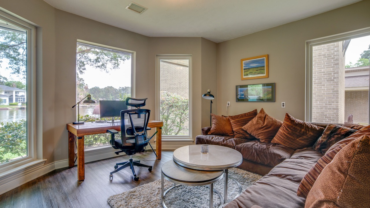 Photo of Bedroom in Walden on Lake Conroe