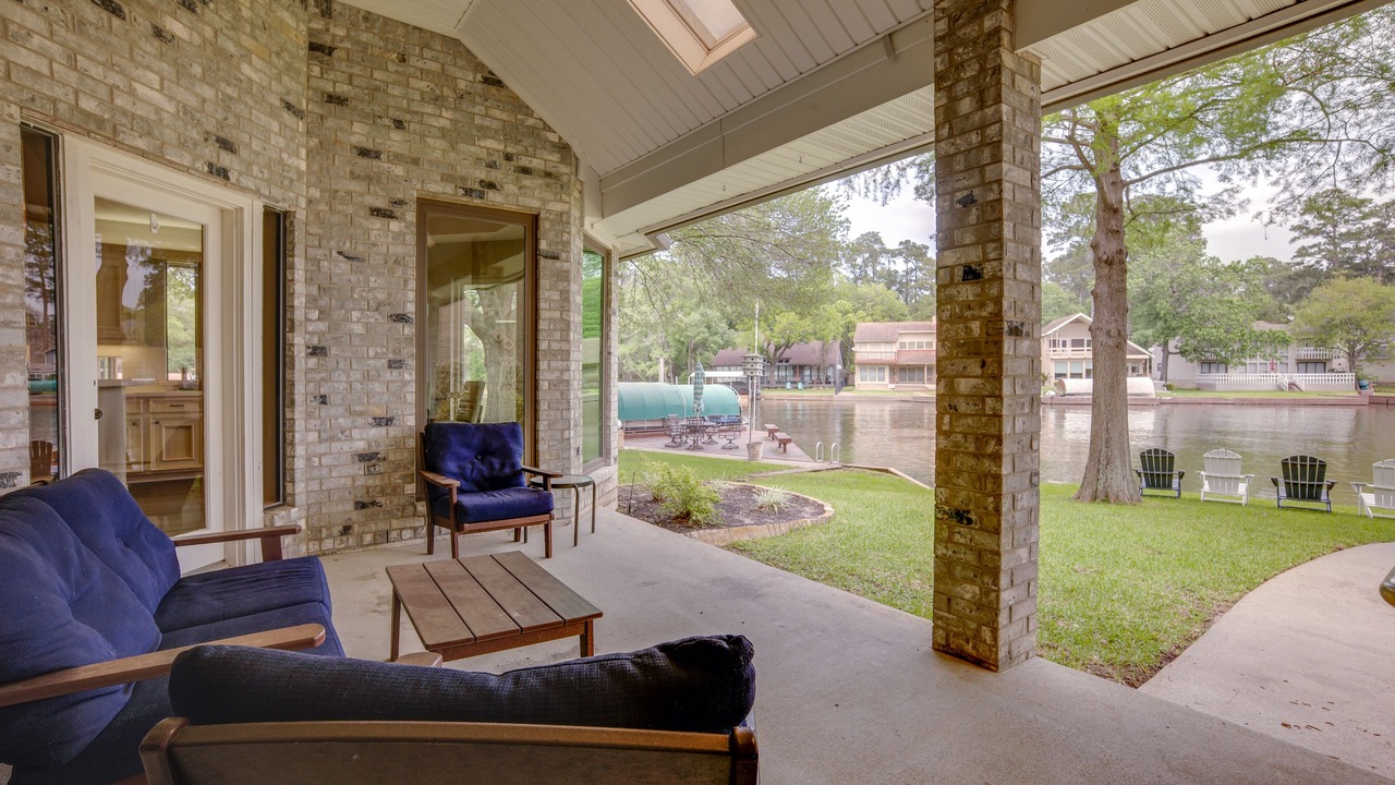 Photo of Outdoor in Walden on Lake Conroe