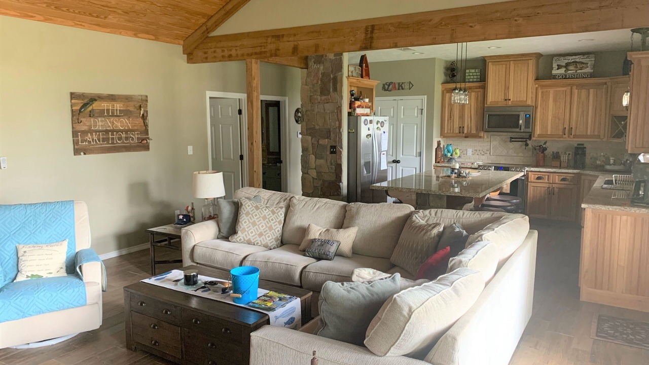 Photo of Bedroom in Broaddus