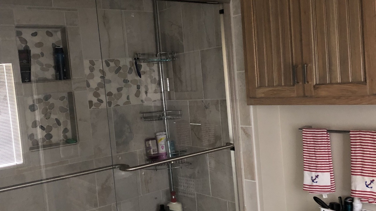 Photo of Bathroom in Broaddus