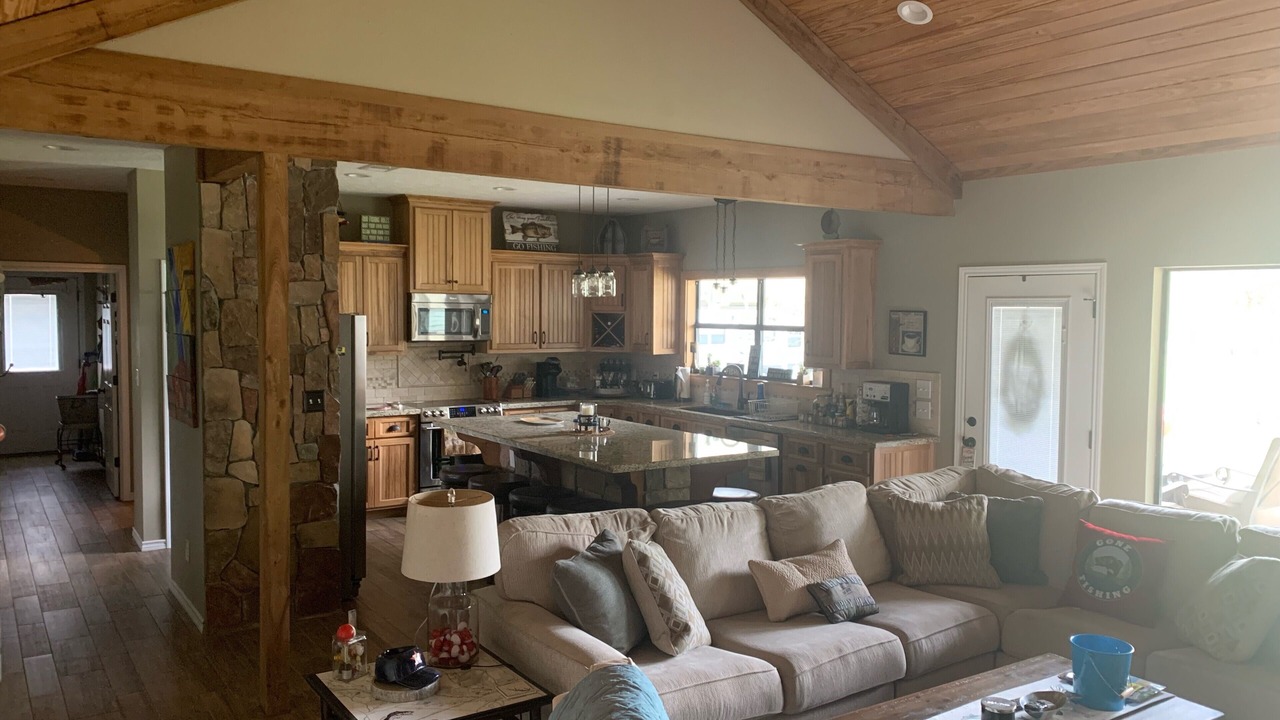 Photo of Bedroom in Broaddus