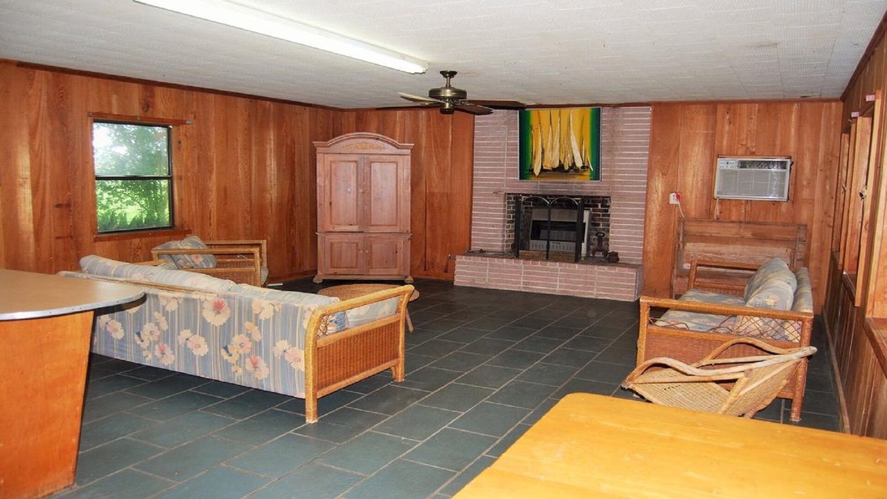 Photo of Livingroom in Ferriday