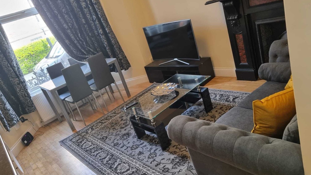 Photo of Livingroom in West Kensington