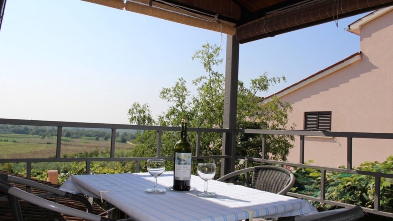 Photo of Outdoor in Fuskulin