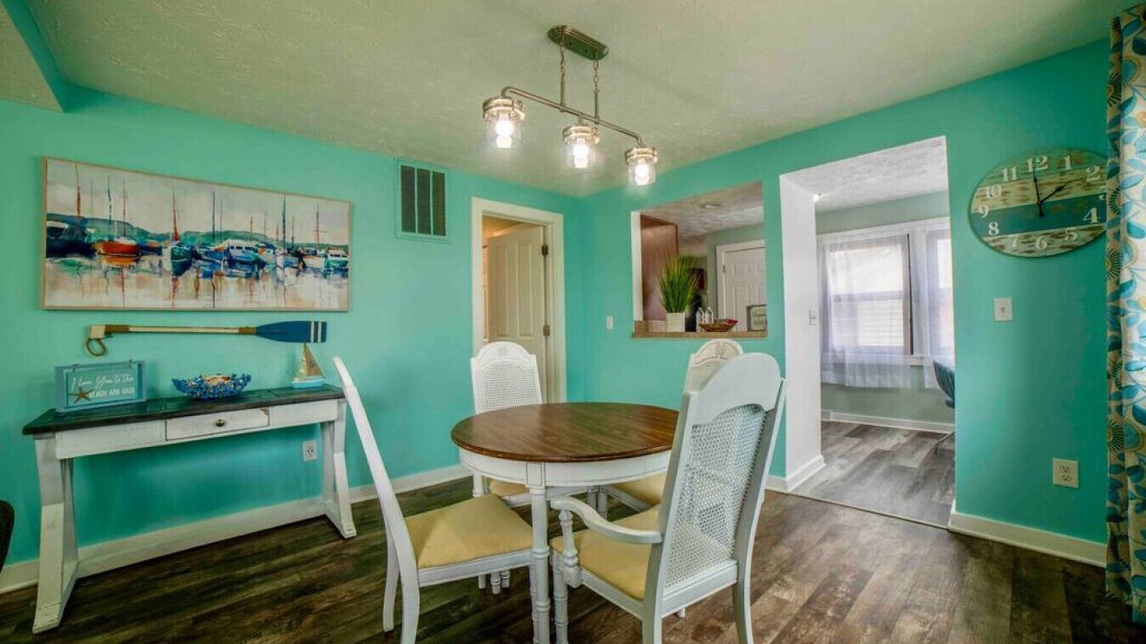 Photo of Livingroom in Vermilion