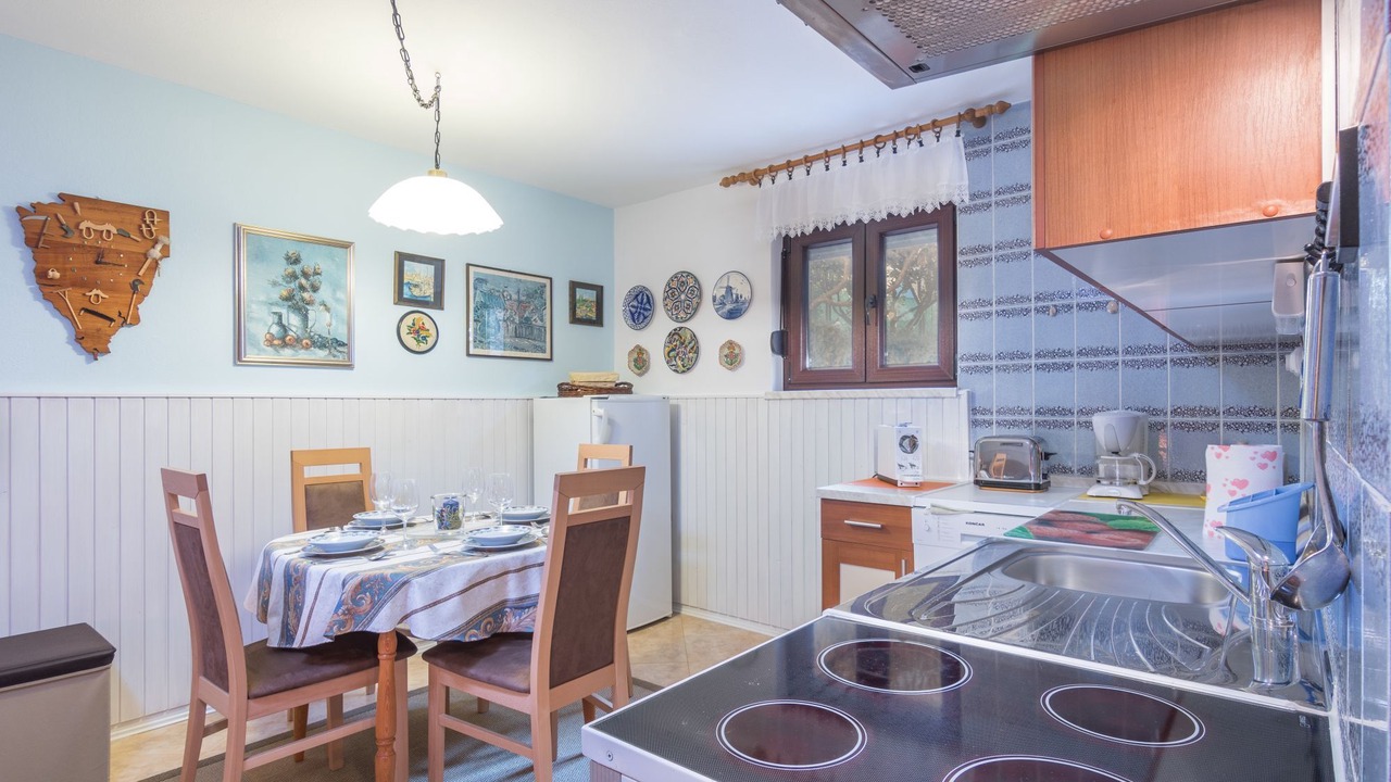 Photo of Kitchen in Fuskulin
