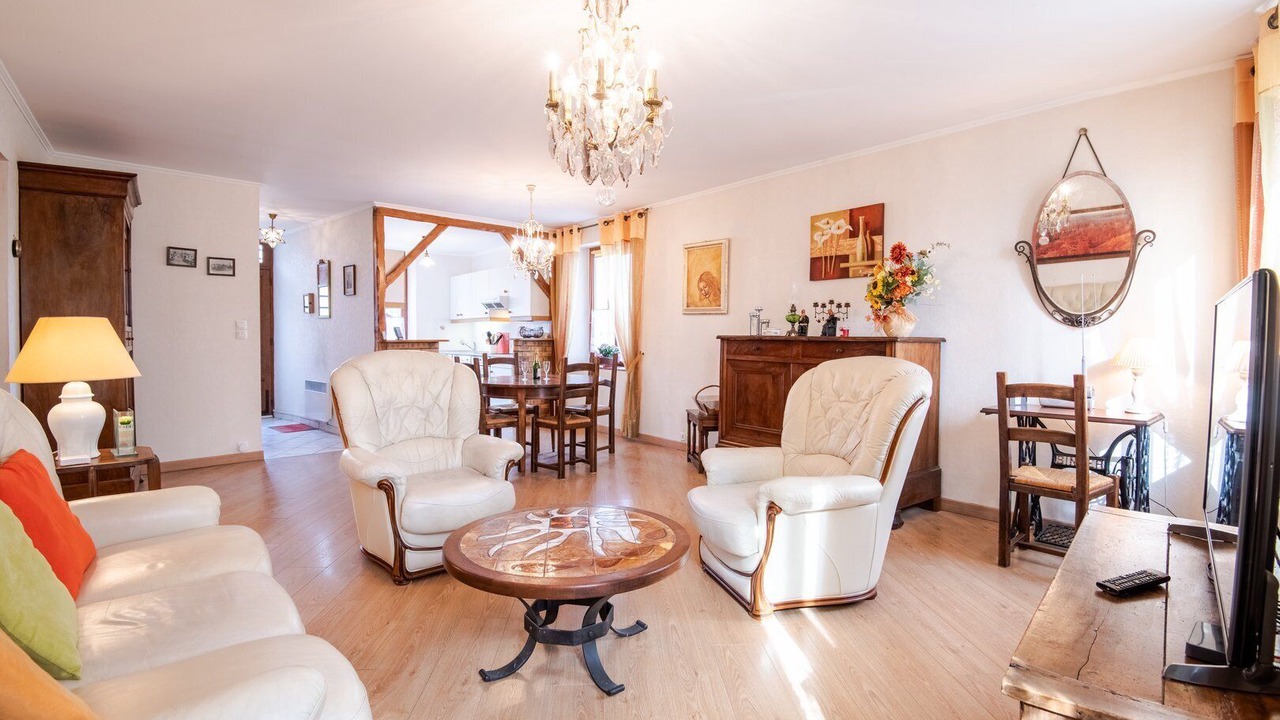 Photo of Livingroom in La Croix-en-Touraine