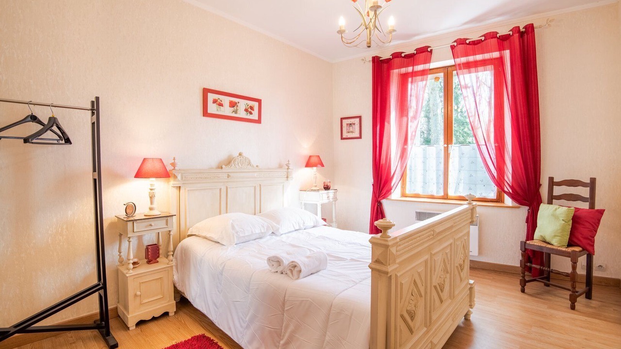 Photo of Bedroom in La Croix-en-Touraine