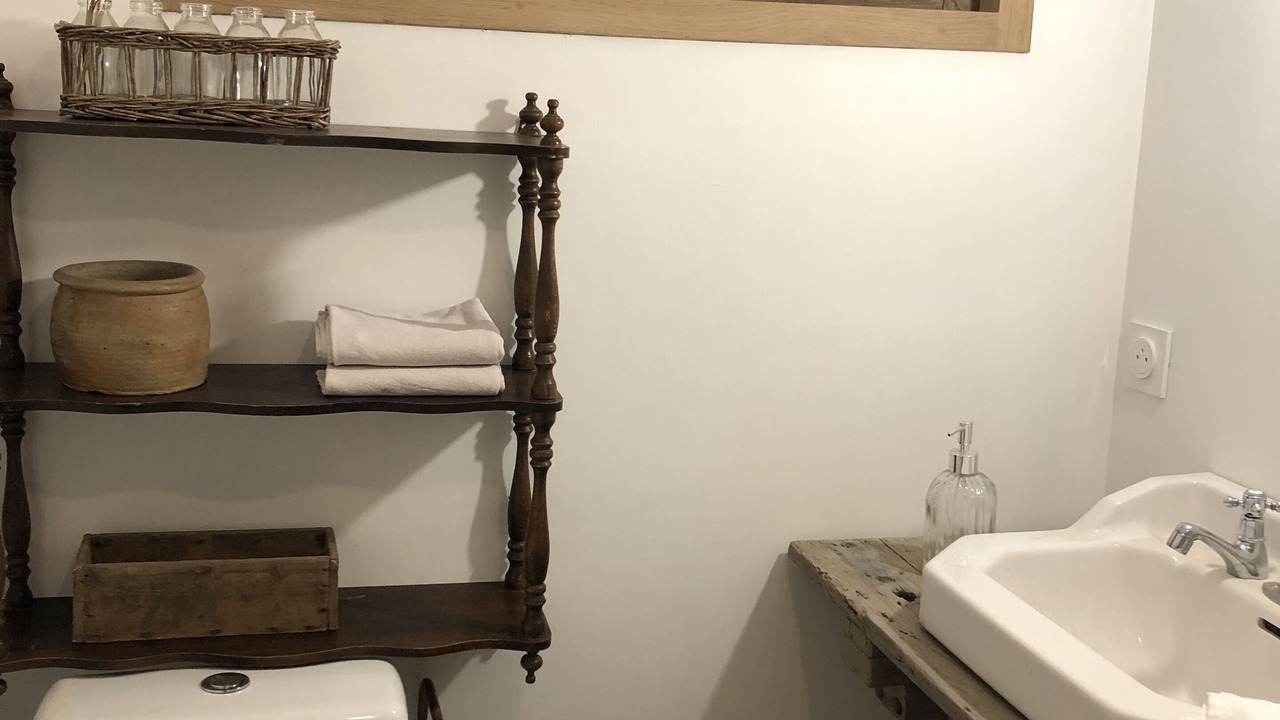 Photo of Bathroom in Verruyes