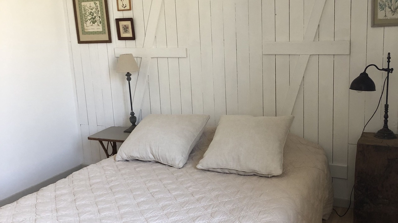 Photo of Bedroom in Verruyes