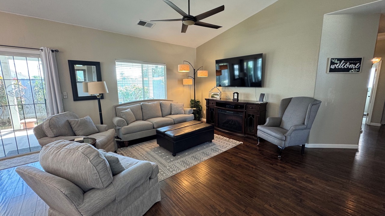 Photo of Livingroom in Clovis