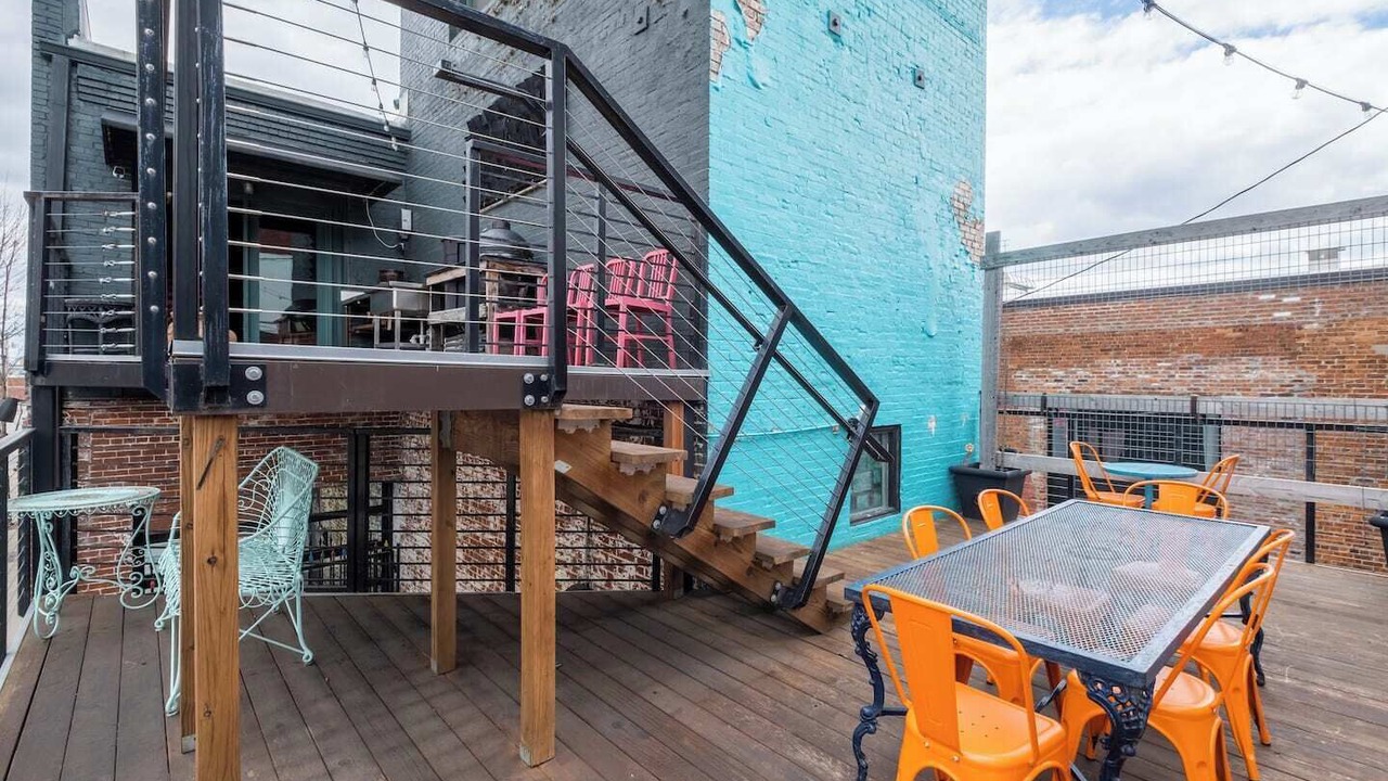 Photo of Outdoor in Crossroads Arts District