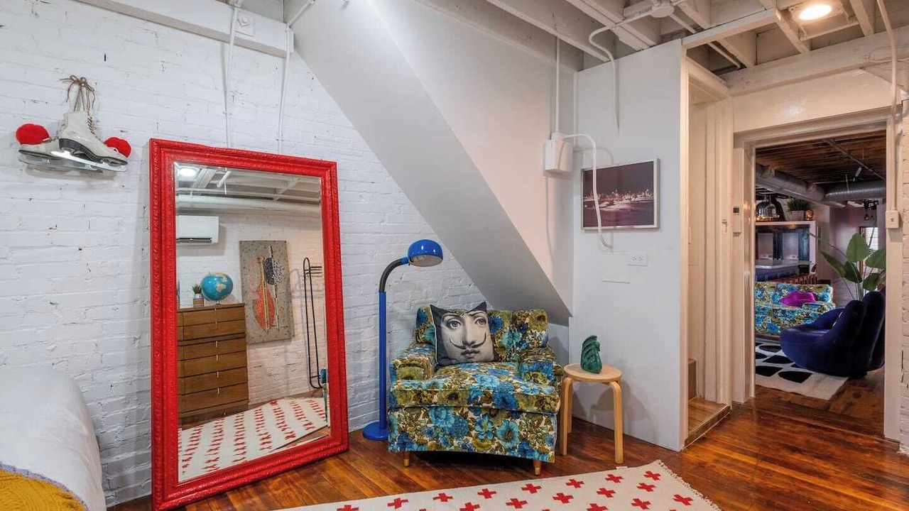 Photo of Bedroom in Crossroads Arts District