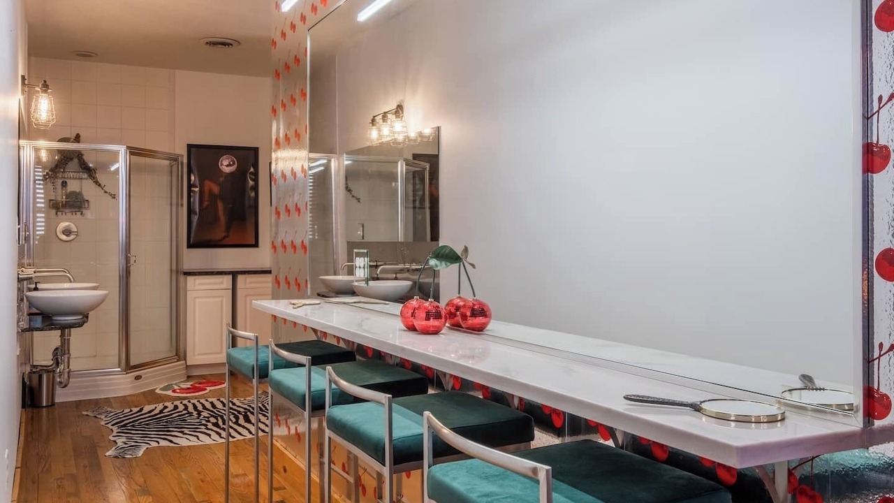 Photo of Bathroom in Crossroads Arts District