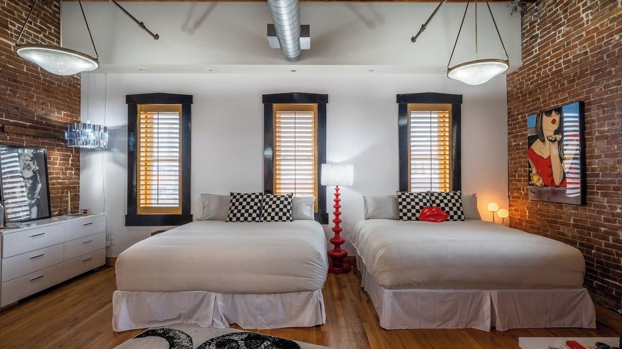 Photo of Bedroom in Crossroads Arts District