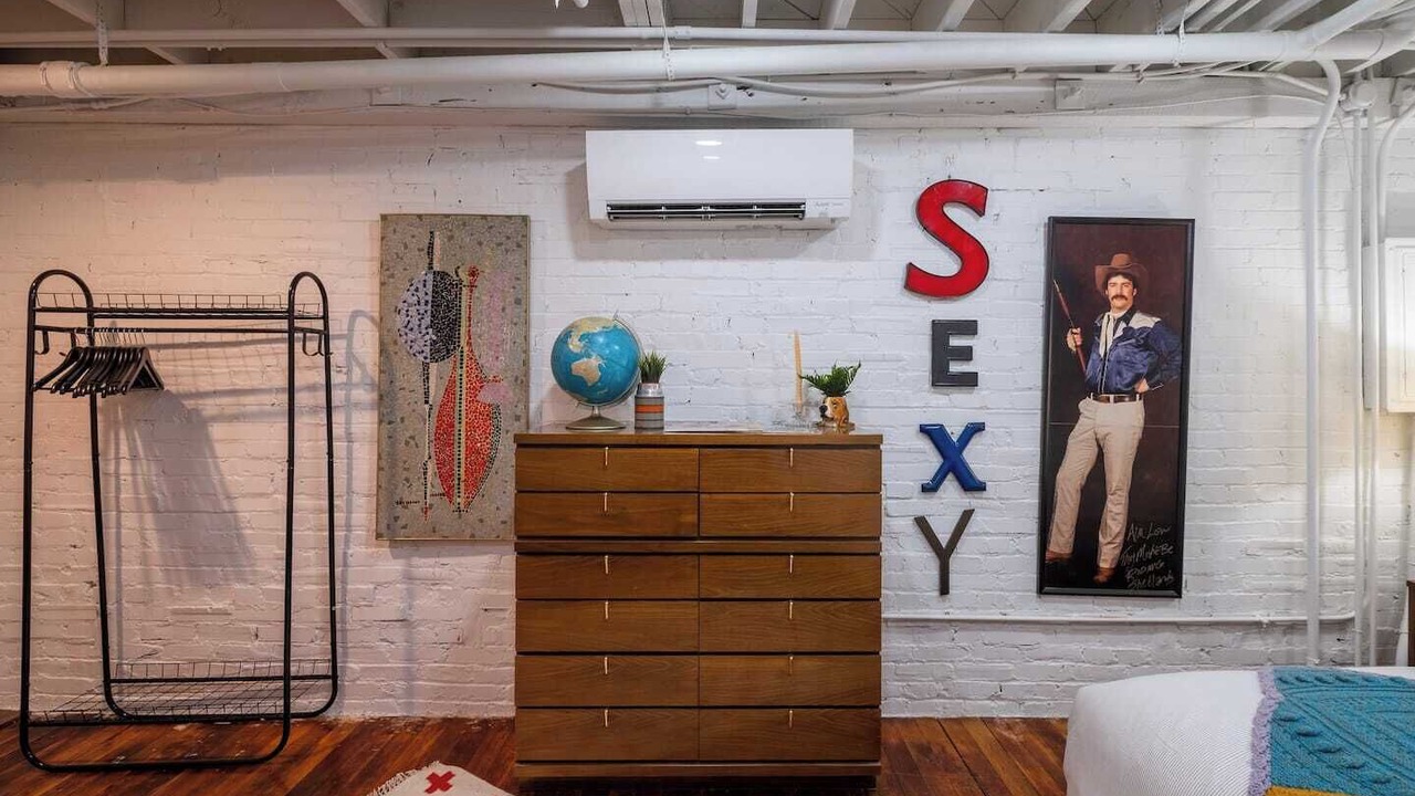 Photo of Bedroom in Crossroads Arts District
