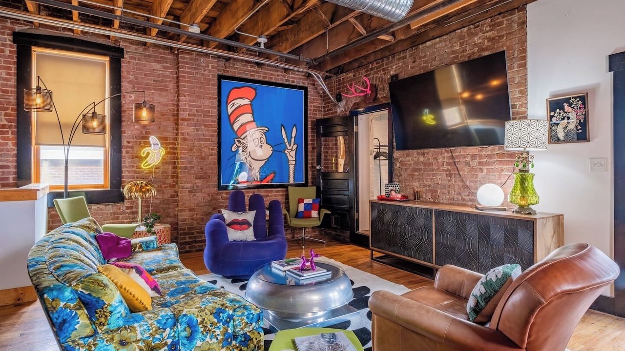 Photo of Livingroom in Crossroads Arts District
