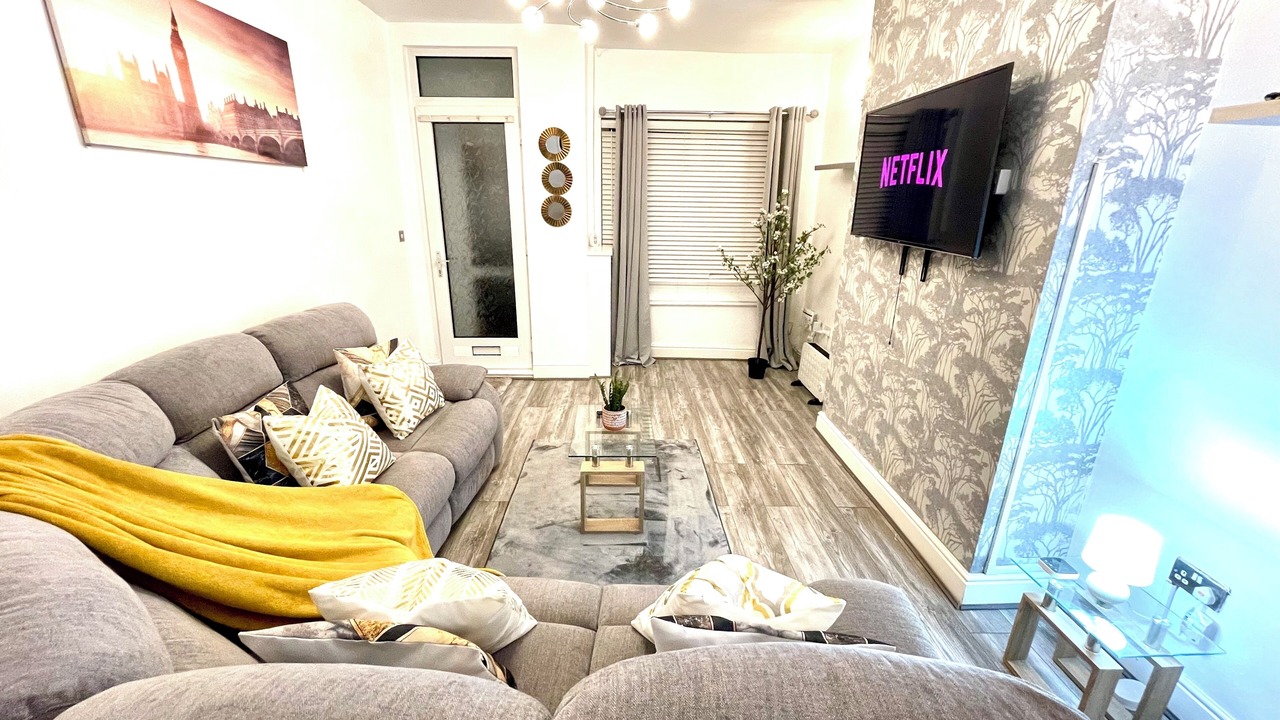 Photo of Livingroom in Hull