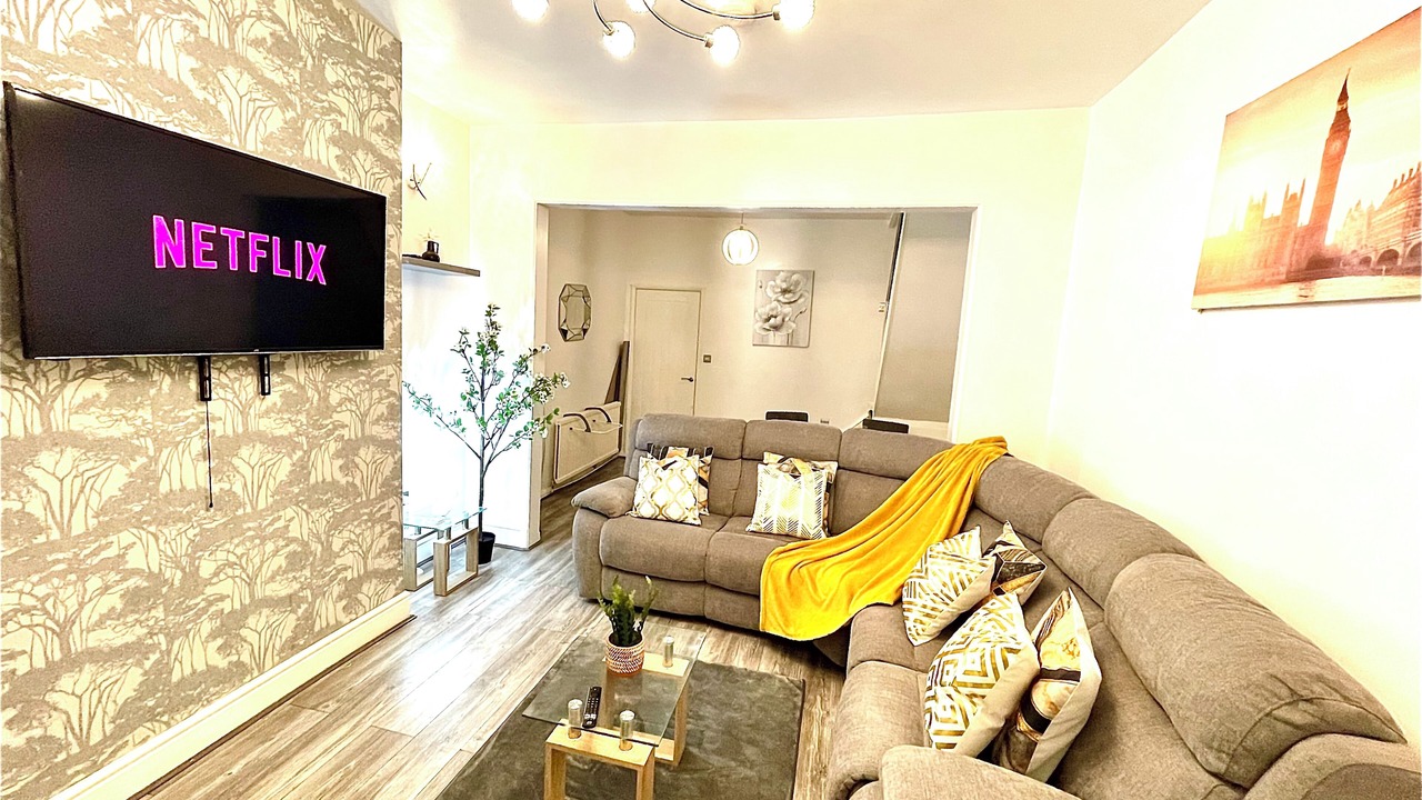 Photo of Livingroom in Hull