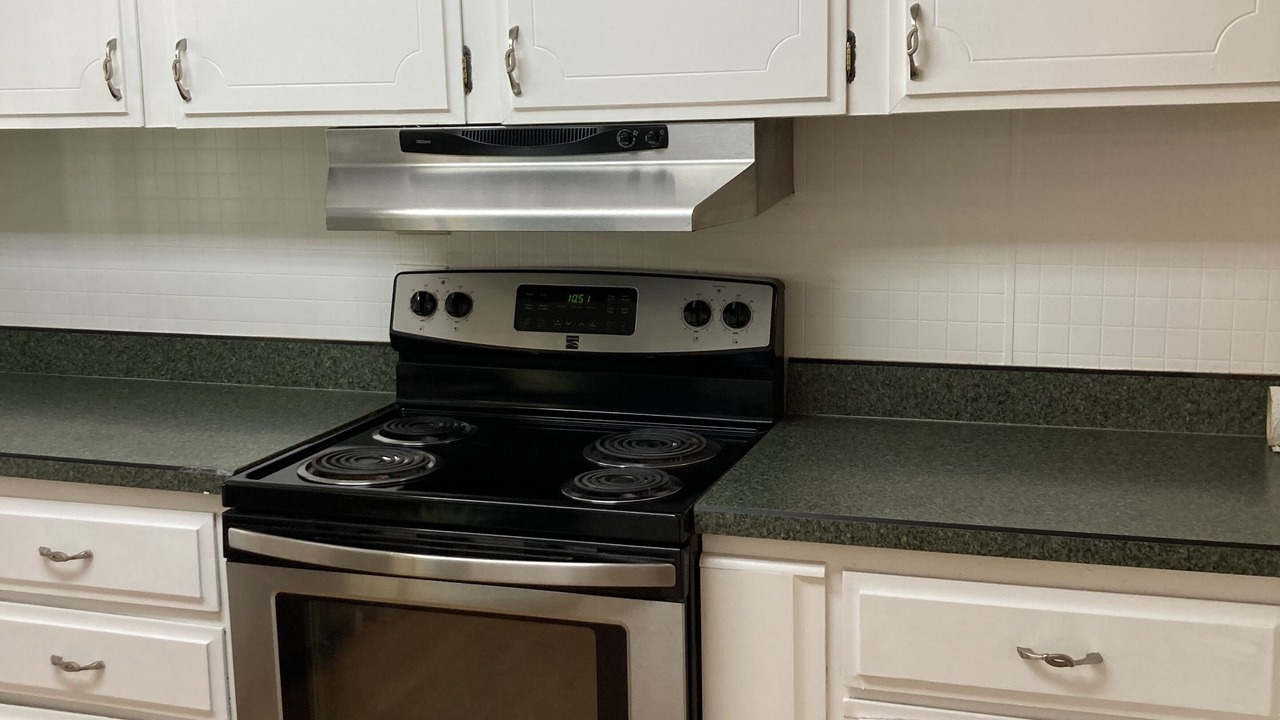 Photo of Kitchen in Clatskanie
