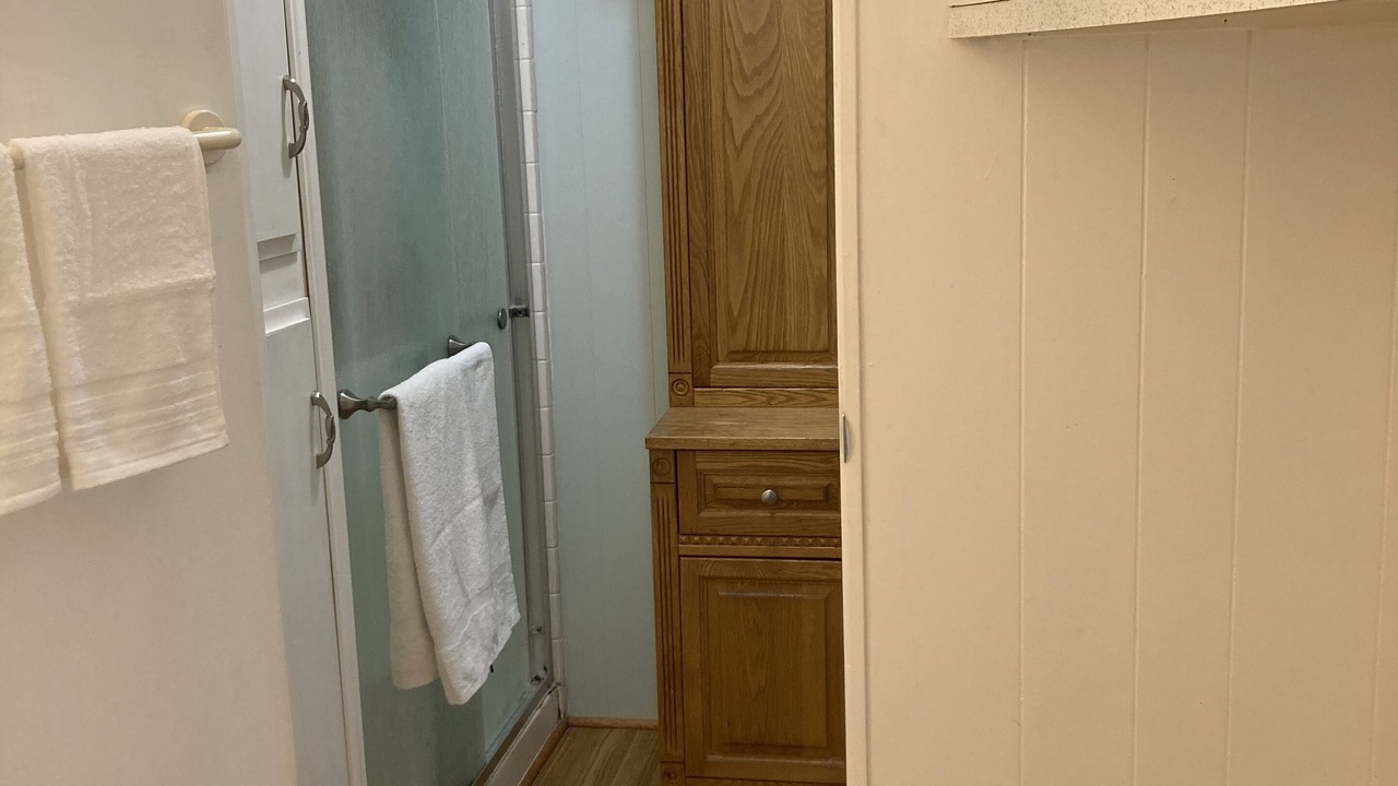 Photo of Bathroom in Clatskanie