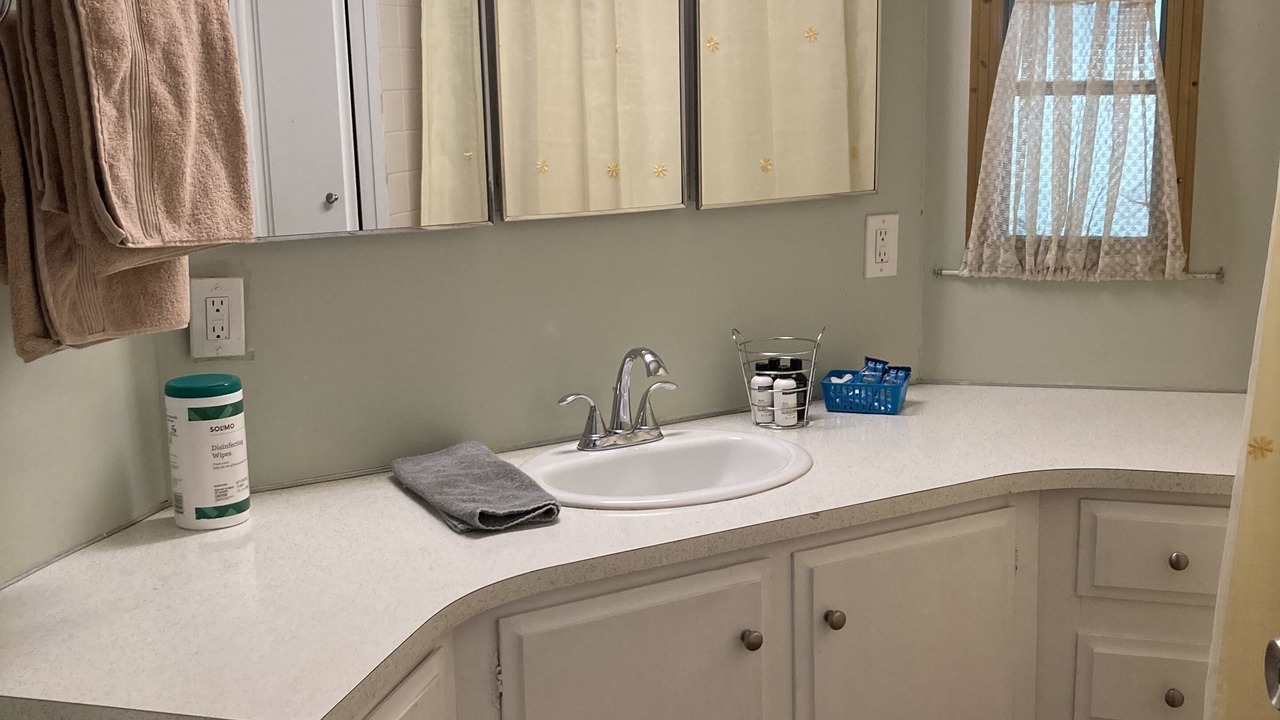 Photo of Bathroom in Clatskanie