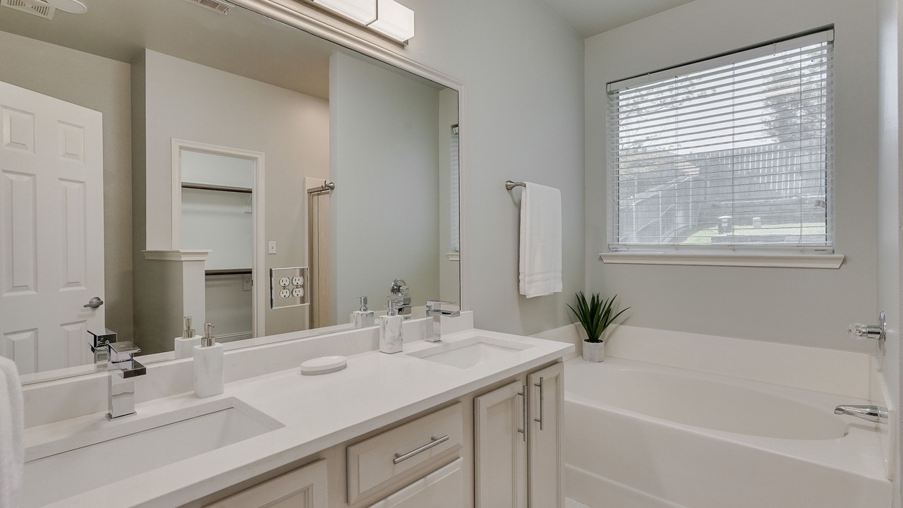 Photo of Bathroom in Corinth