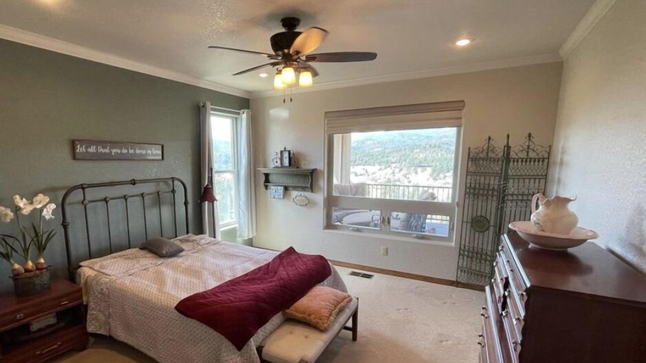 Photo of Bedroom in Ruidoso