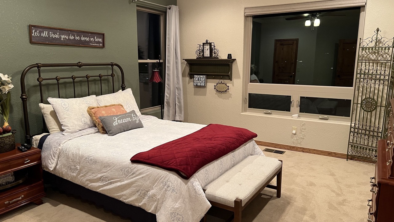Photo of Bedroom in Ruidoso