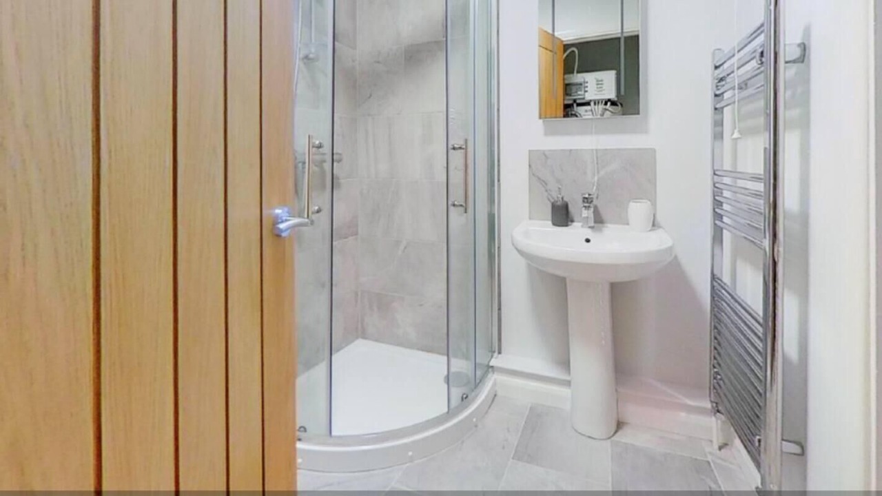 Photo of Others in Eaton