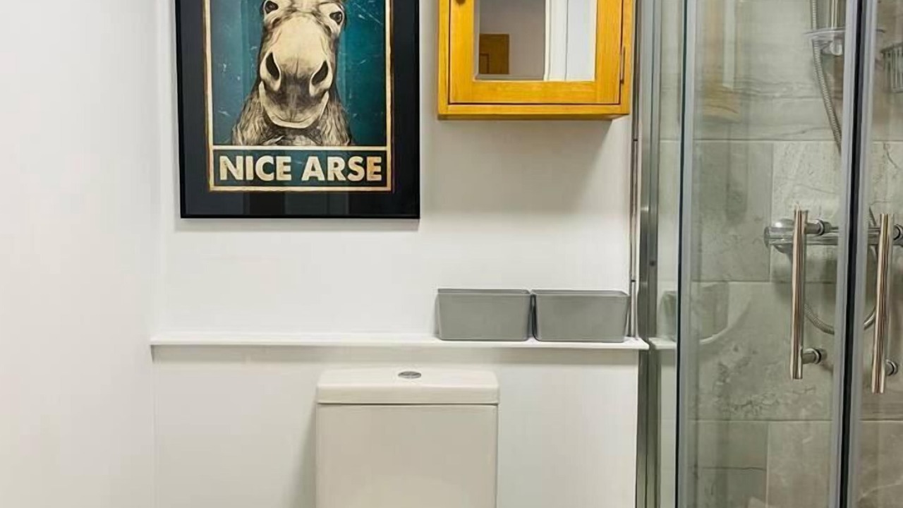 Photo of Others in Eaton