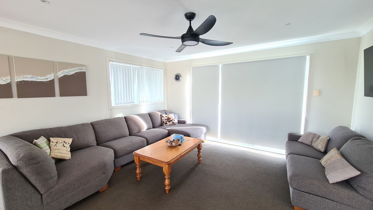 Photo of Livingroom in Arrawarra Headland