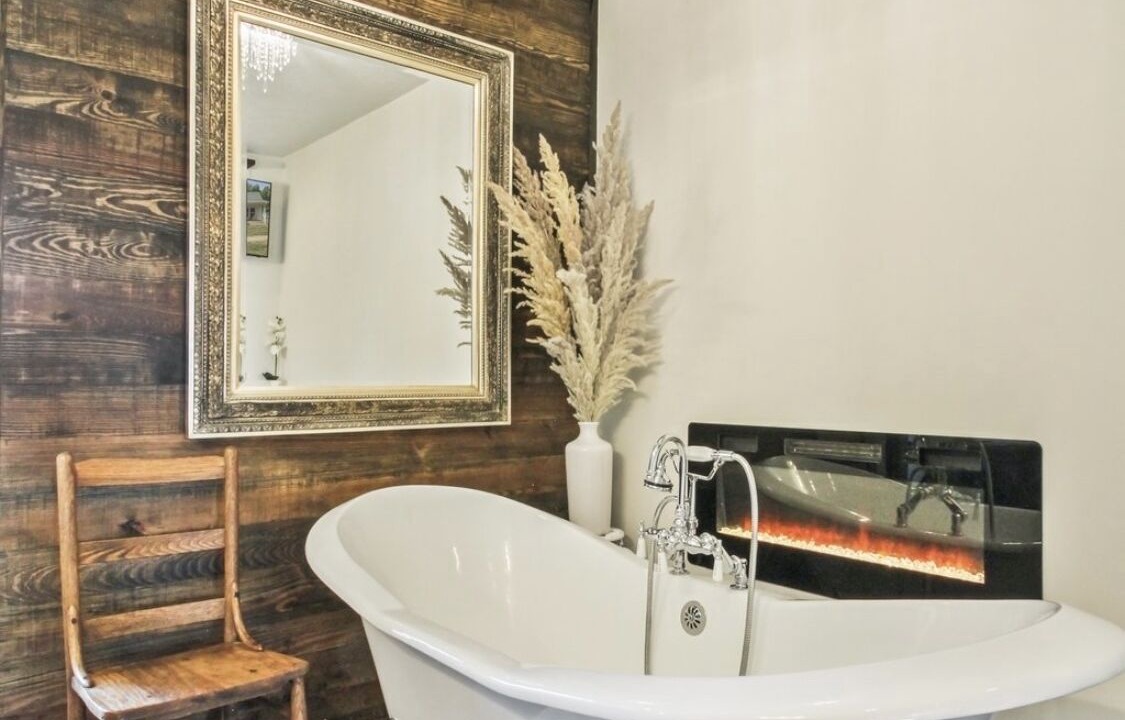 Photo of Bathroom in Birch Tree