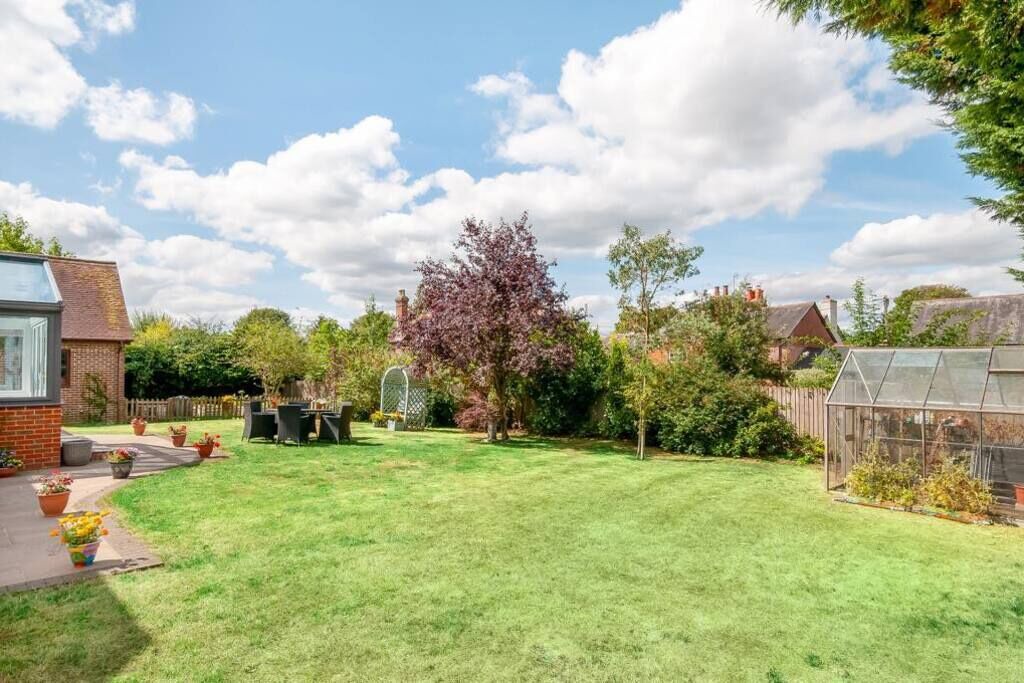 Photo of Outdoor in Twyford